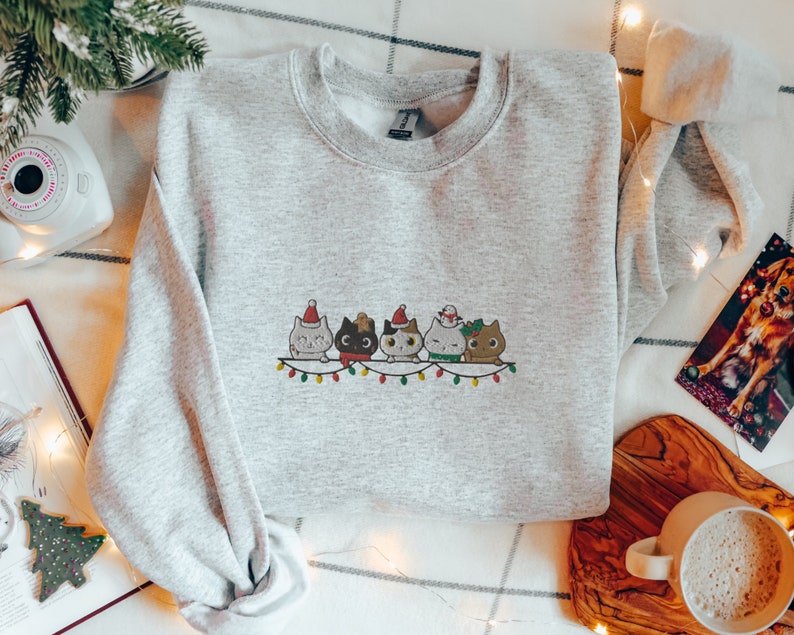 Meowy Christmas Embroidered Sweatshirt 2D Crewneck Sweatshirt All Over Print Sweatshirt For Women Sweatshirt For Men Sws5408