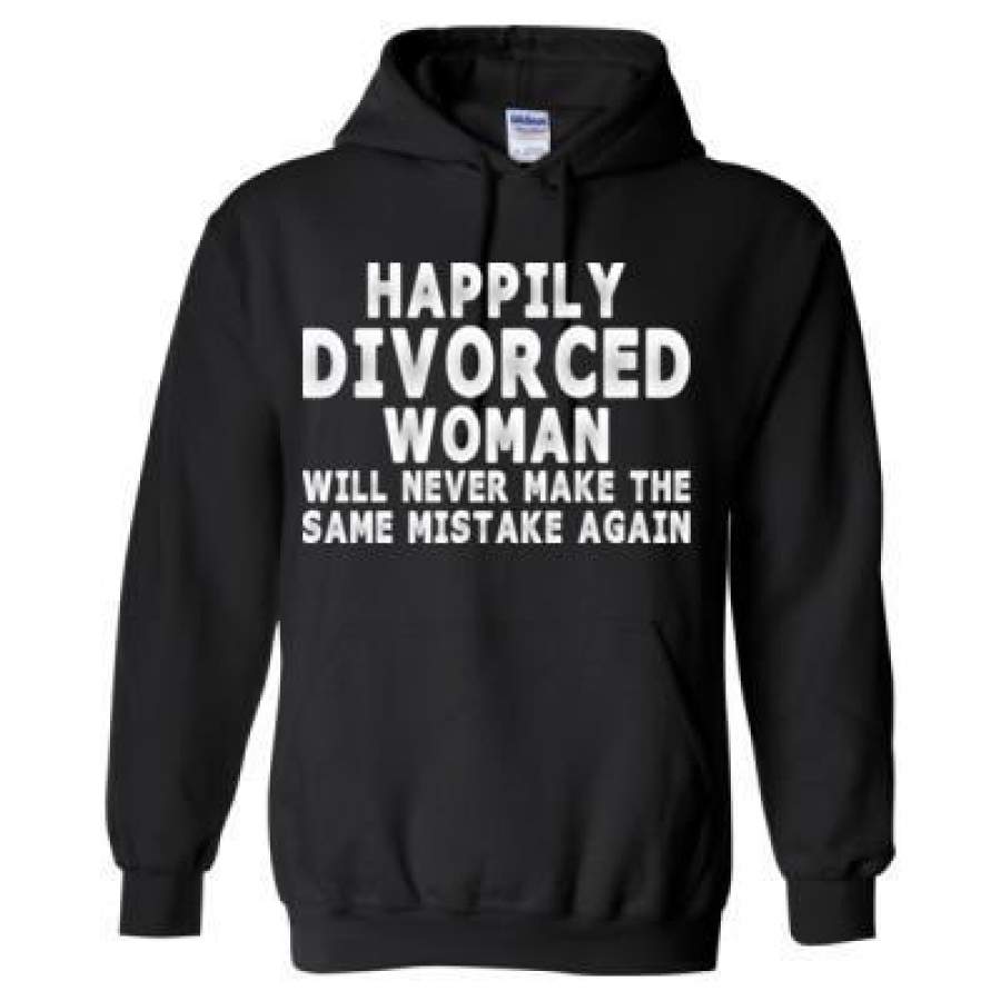 AGR Happily Divorced Woman Will Never Make The Same Mistake – Heavy Blend™ Hooded Sweatshirt