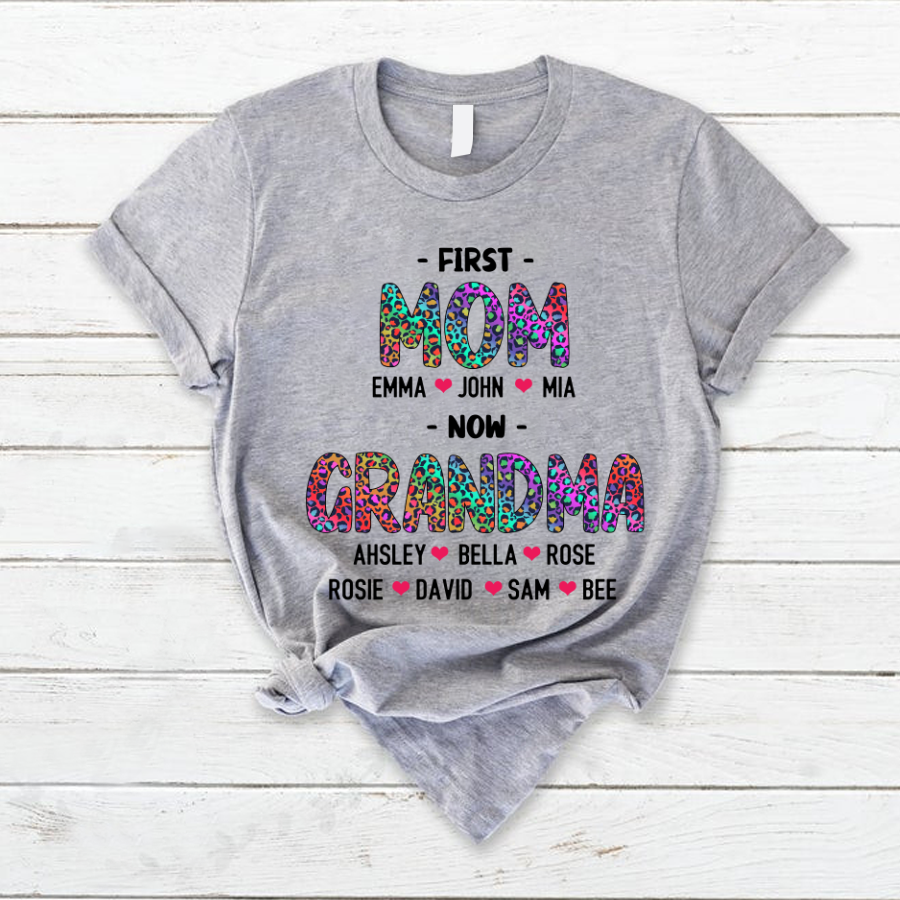 First Mom Now Grandma Leopard T-Shirt