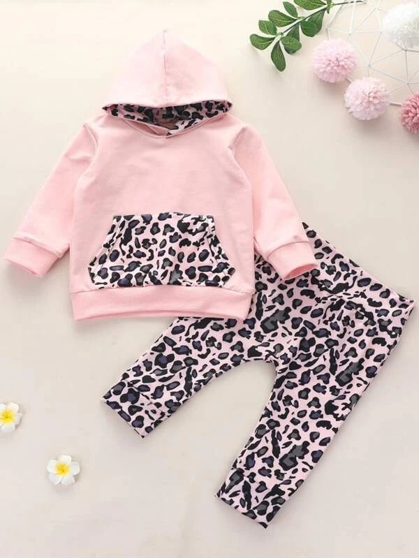 Baby Girl Leopard Print Kangaroo Pocket Hoodie & Sweatpants