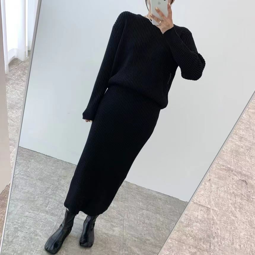 Woman Simple O-neck Long Sleeve Sweater + Skirt Two Piece Set Autumn Winter Thickened Warm Knitted Suit 2021 New Female Clothing alx