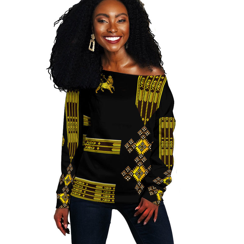 (Custom Personalised) Ethiopia Women Off Shoulder Sweater Ethiopian Lion Of Judah Simple Tibeb Style – Black Lt8