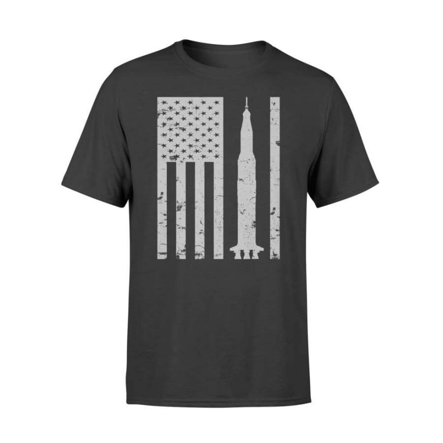 Apollo 11 Saturn V Rocket Vintage Flag Space Astro – Standard T-shirt