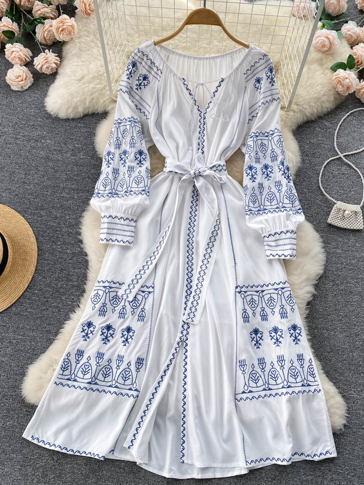 Spring Autumn French Vintage Long Sleeve Embroidered Dress Feminine High Waist Slit Long Swing Dresses for Women GD694 alx