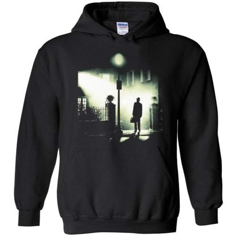 The Exorcist , Arrival Scene, Horror Demonic Possession Satan Demons , v2, Gildan Heavy Blend Hoodie