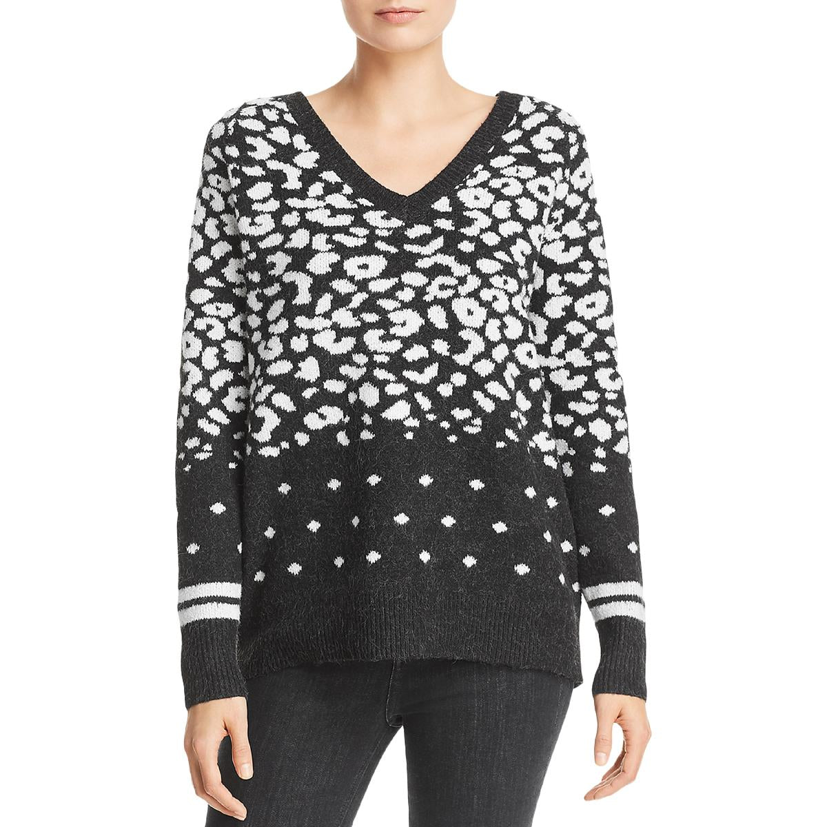 Womens Animal Print V Neck Sweater