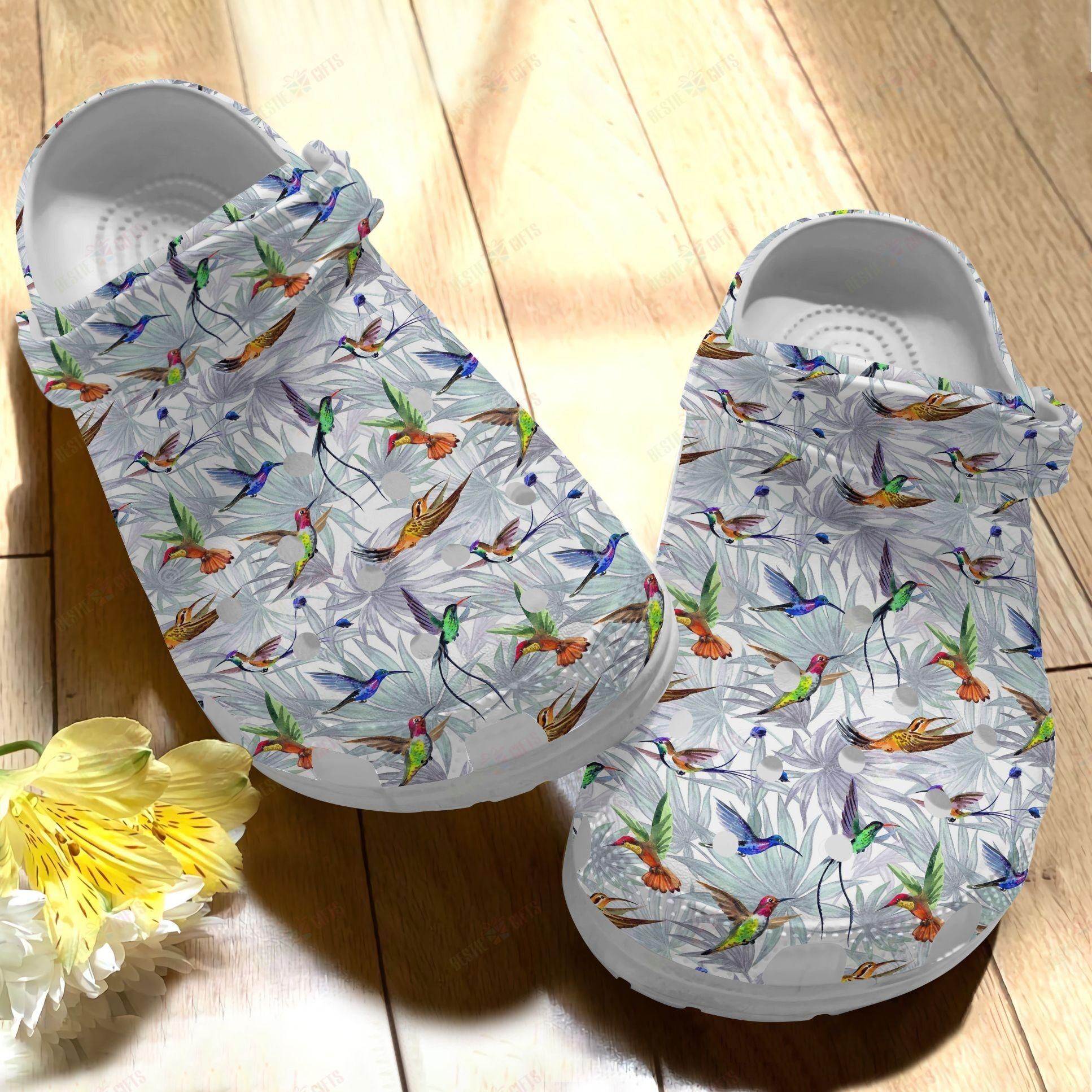 Hummingbird Crocs Classic Clog Cozy Shoes