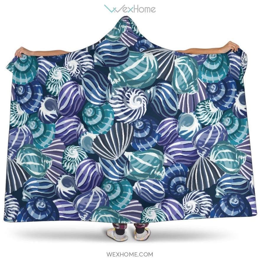 Shell Design Pattern Hooded Blanket