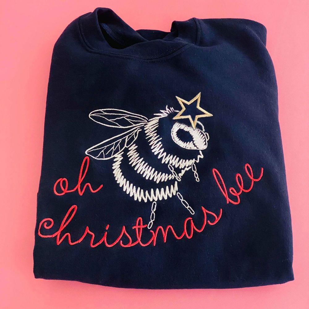 Oh Christmas Bee Embroidered Sweatshirt 2D Crewneck Sweatshirt All Over Print Sweatshirt For Women Sweatshirt For Men Sws5395