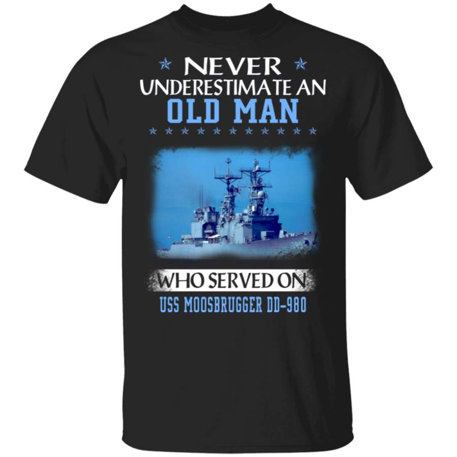 USS Moosbrugger DD-980 Veterans Day Christmas Gift T-Shirt