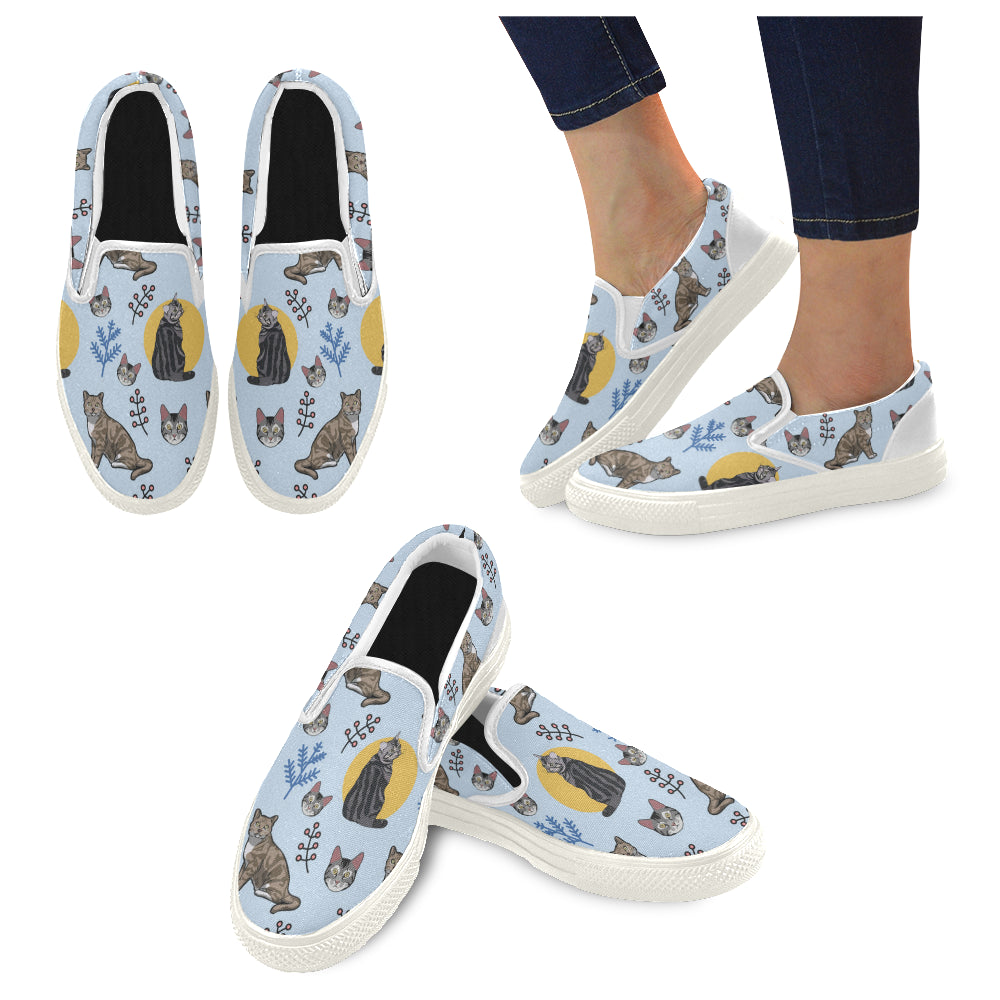 American Shorthair White Women’s Slip-on Canvas Shoes