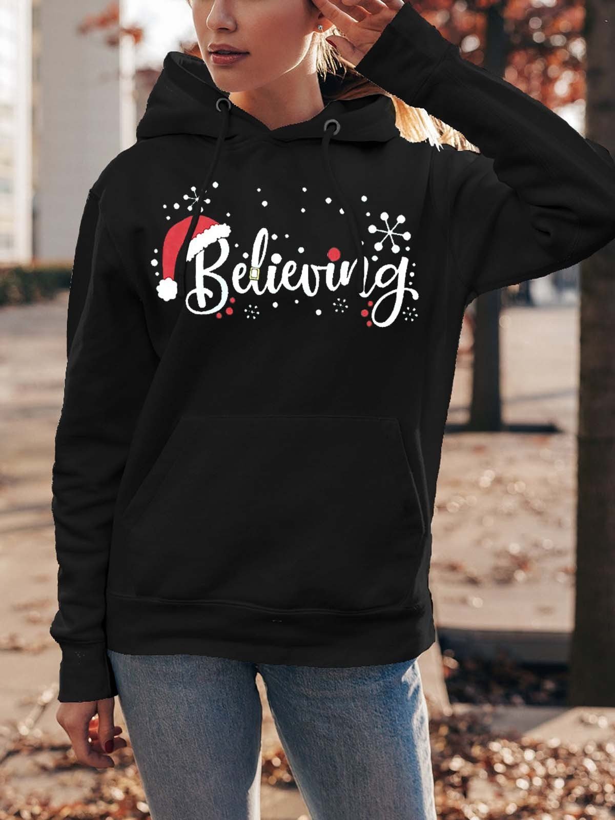 Women’S Merry Christmas Believeing Hoodie Sweatshirt