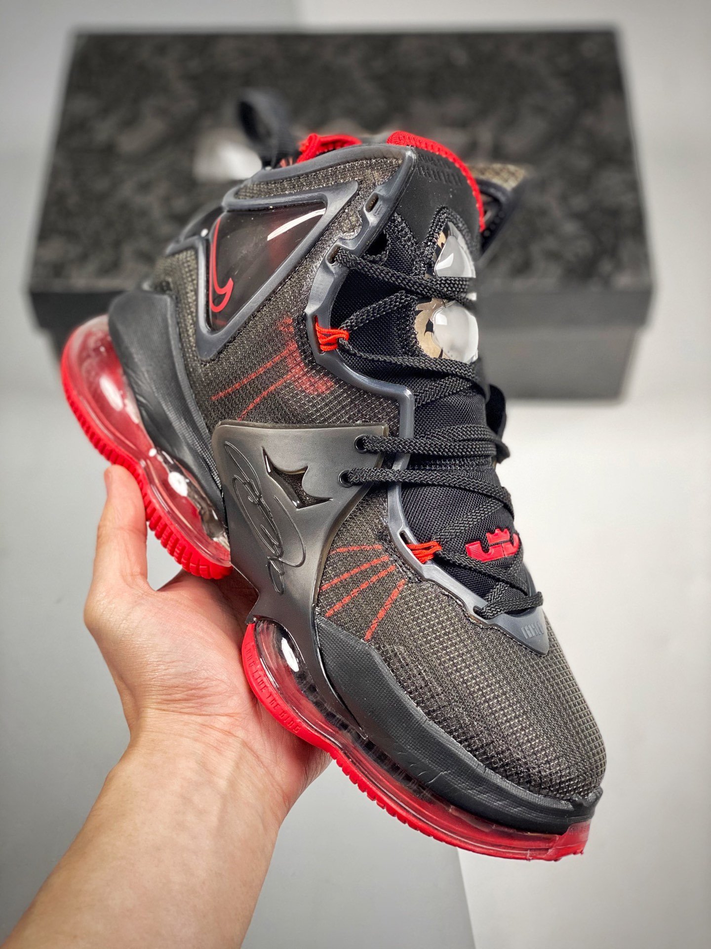 Nike LeBron 19 Bred Black Red DC9340-001 5338442