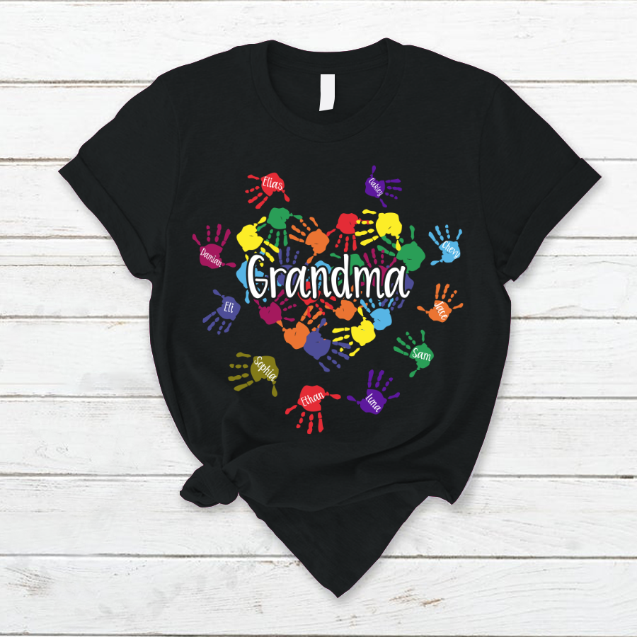 Grandma And Grandkids Heart Colorful Hands Art T-Shirt