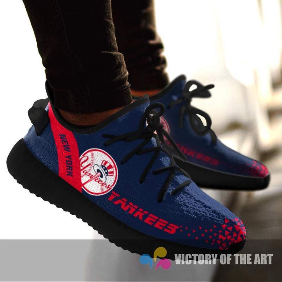 Line Logo New York Yankees Sneakers As Special Shoes