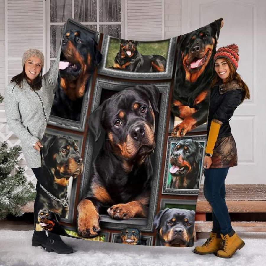 Customs Blanket 3D Huge Rottweiler Dog Blanket - Perfect Gift For Son - Fleece Blanket Barkingtees Fashion