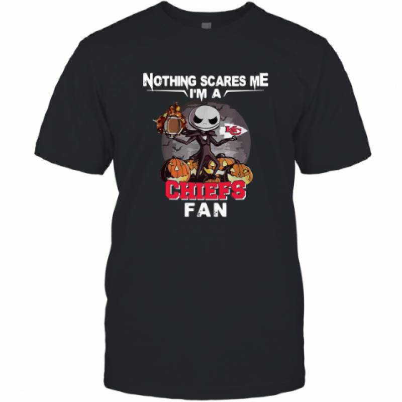 Jack Skellington nothing scares me I’m a Kansas City Chiefs fan shirt T-Shirt