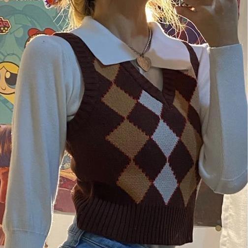 Sweater Vest Women All-match Ins Korean Style Vintage Brown Retro Ladies Chic Sleeveless Argyle V-Neck Slim College Crop Clothes alx