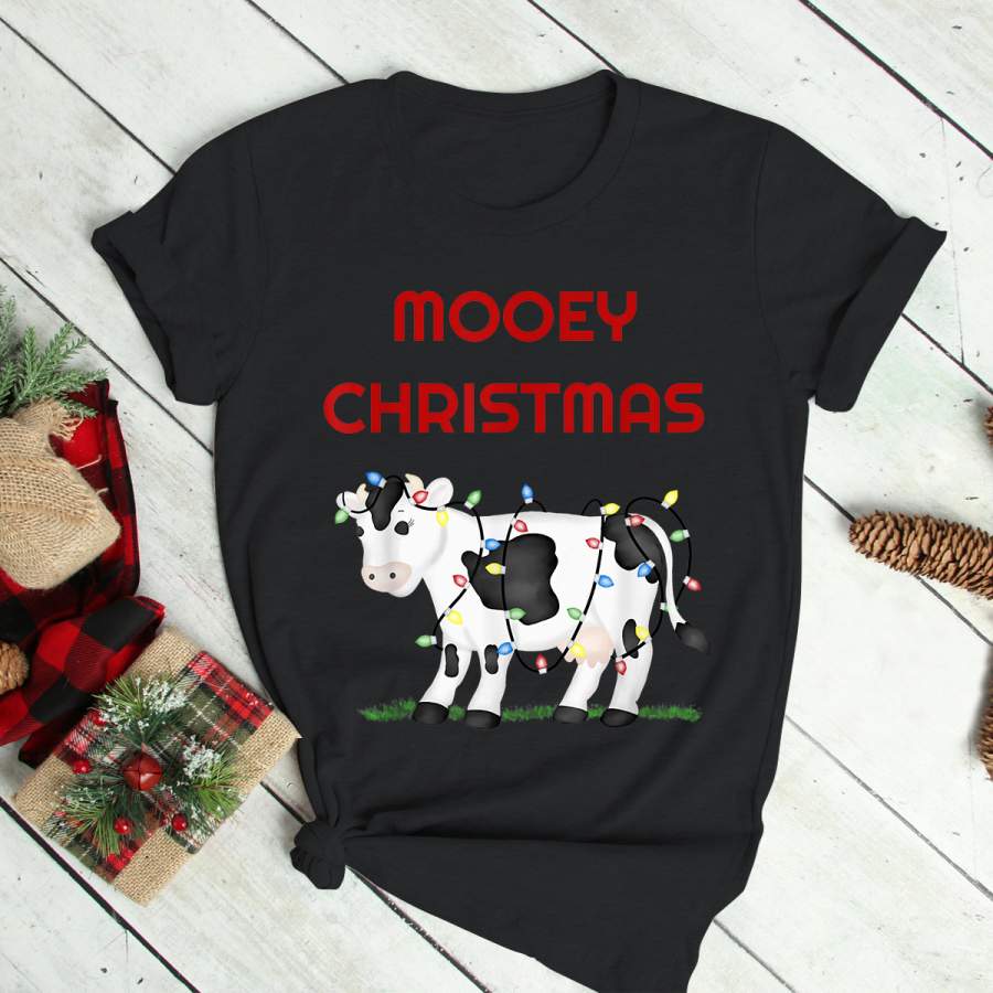 MOOEY CHRISTMAS CUTE HEIFER COW T-Shirt