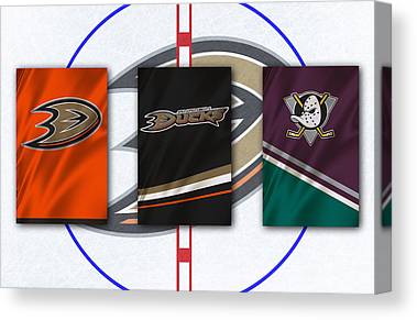 23 Anaheim Ducks Joe Hamilton Canvas Print