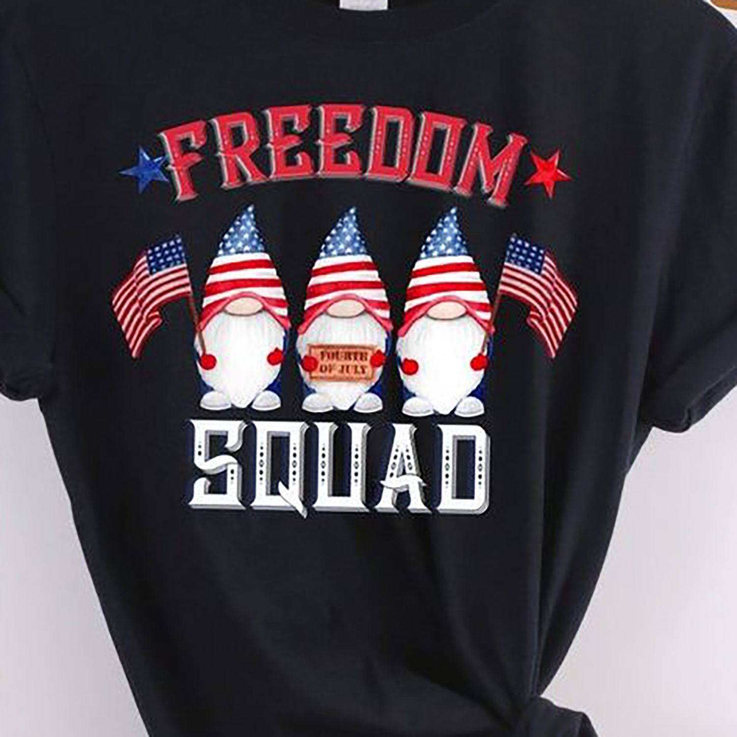 4Th Of July Independence Day Gift American Flag Women Freedom Gnomes Squad Cute T Shirt Hoodie Sweater Plus Size S-5Xl