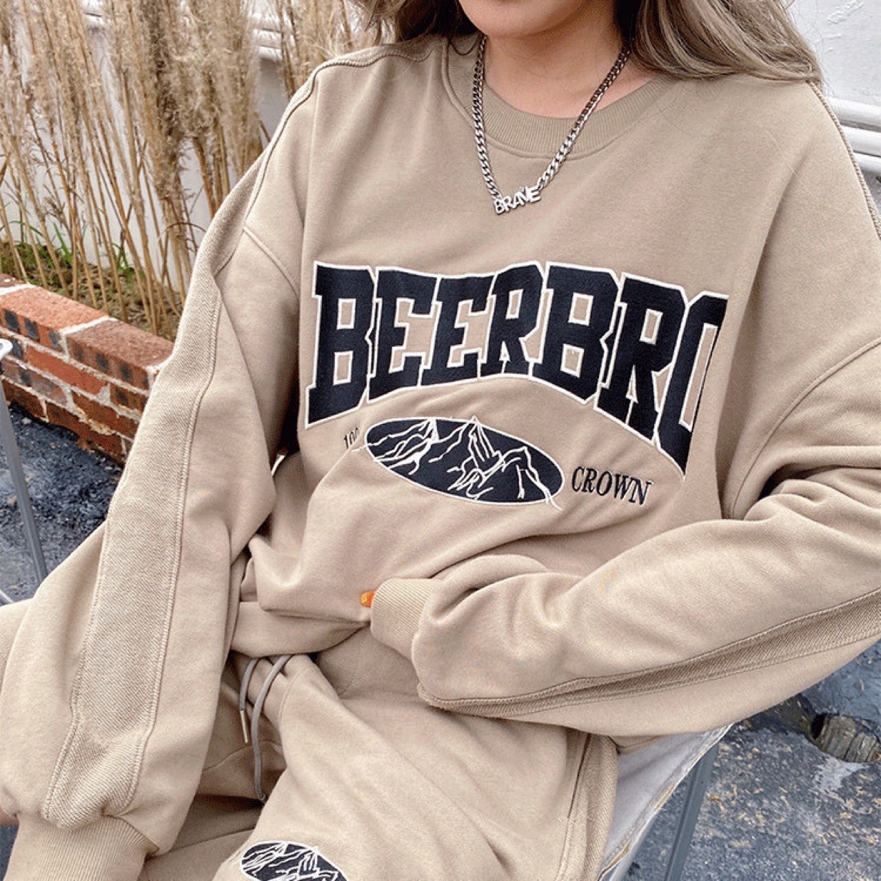 Women Casual Oversized Sweatshirt Letter Print Round-Neck Long Sleeve Loose Jumper Shirt For Girls Khaki Indoor And Outdoor M-XL alx