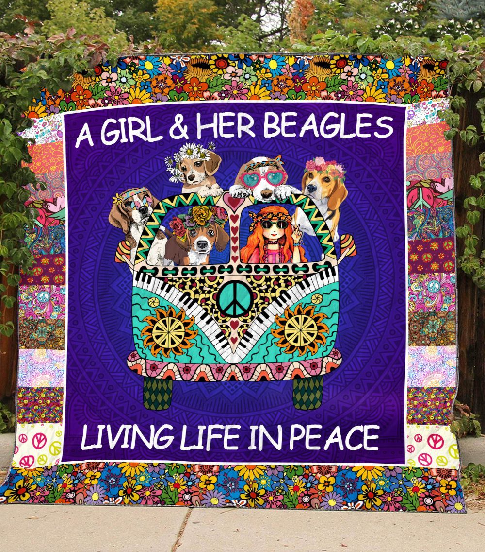 A Girl And Her Beagles Living Life In Peace Quilt Blanket Ba