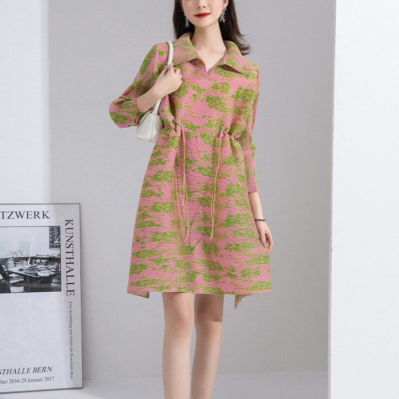 Autumn new graffiti print dress women’s lapel small slit temperament elegant medium A-line skirt alx