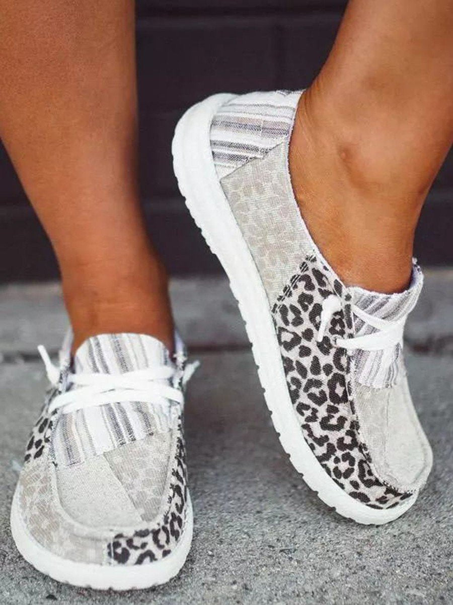 Leopard Striped Splicing Round Toe Flat Sneakers