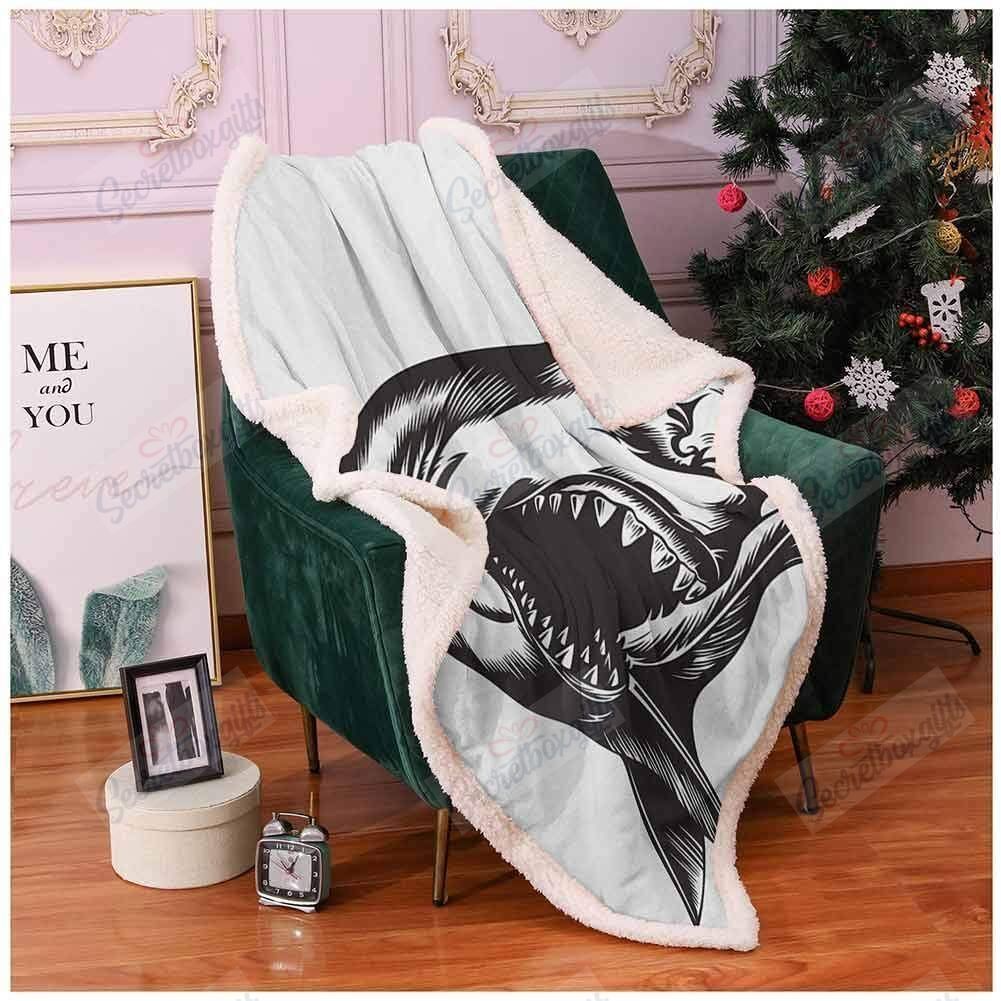 Shark Gs-Cl-Dt2506 Fleece Blanket