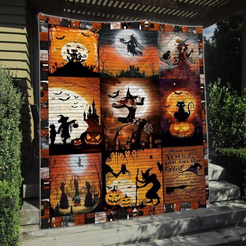 Halloween Quilt Blanket, Halloween Put Spell On Everything Blanket