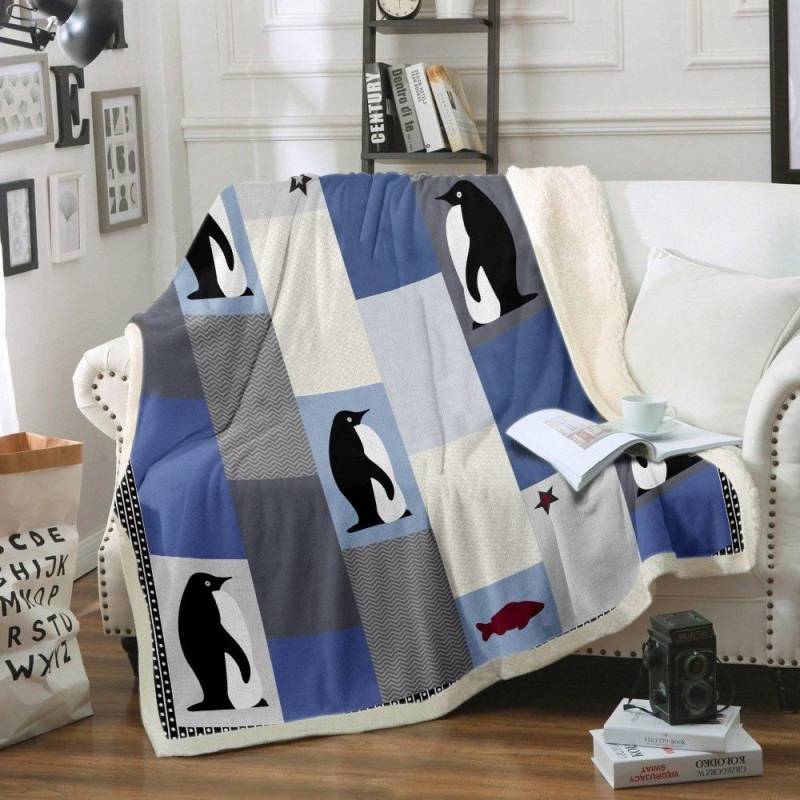 Penguin CLM1312475S Sherpa Fleece Blanket