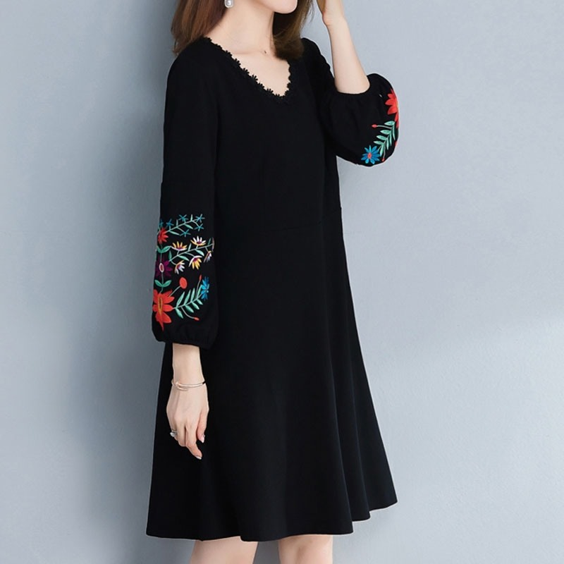 V-Neck Long Sleeve Elegant Embroidery Dress Women’s Clothing Autumn Winter Fashion Loose Solid Color All-match Midi Dresses alx