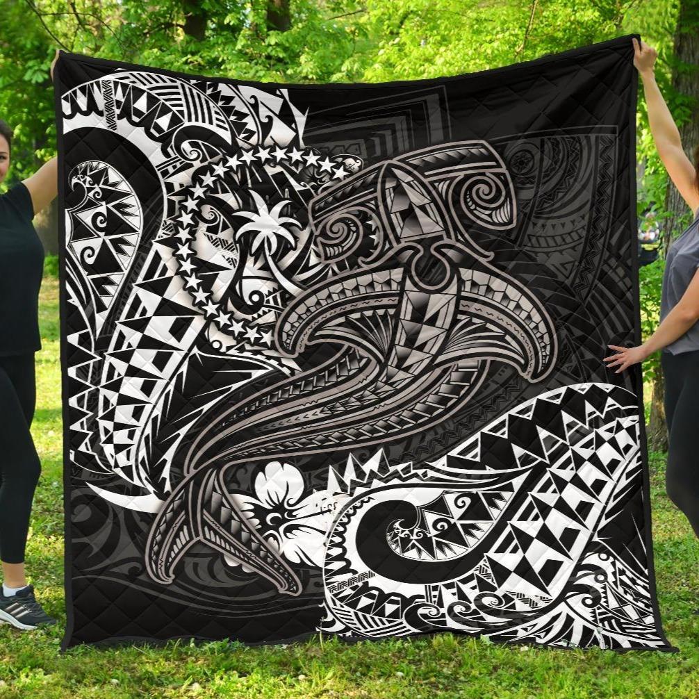 Chuuk Premium Quilt – White Shark Polynesian Tattoo