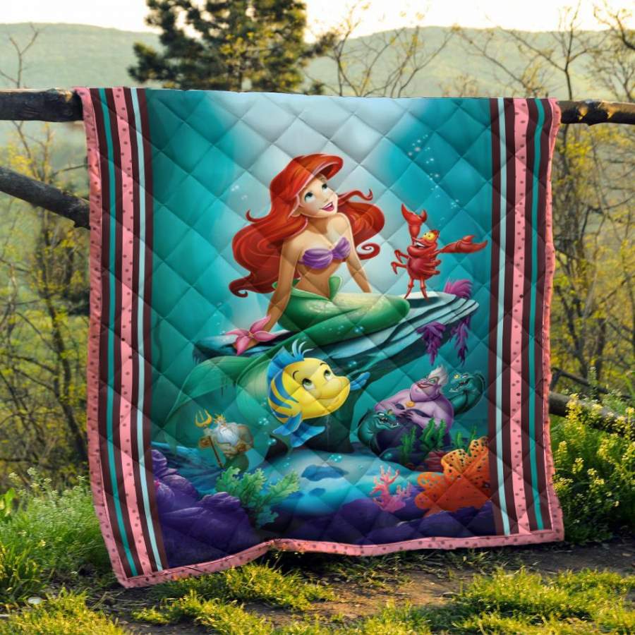 AR 01 Limited Edition Blanket and Quilt