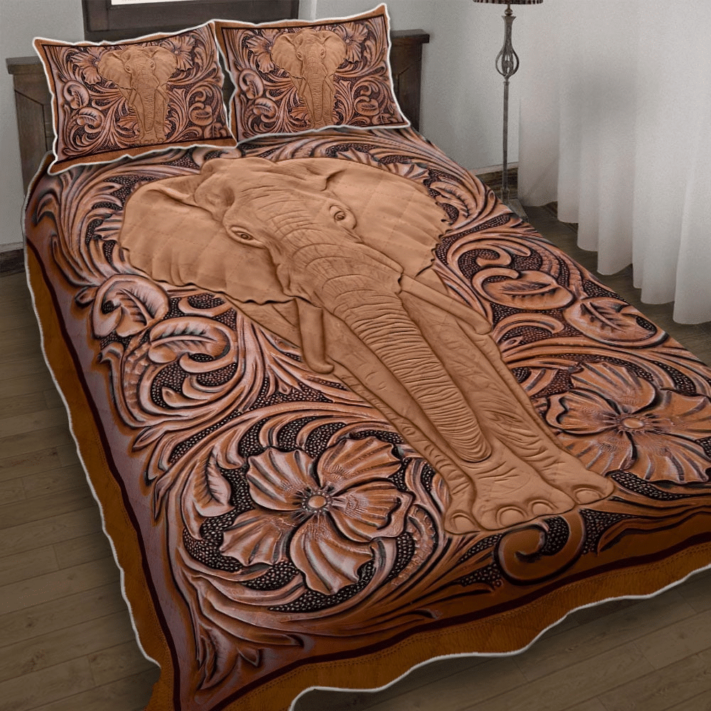 Elephant Wood Sculpture Quilt Bed Set