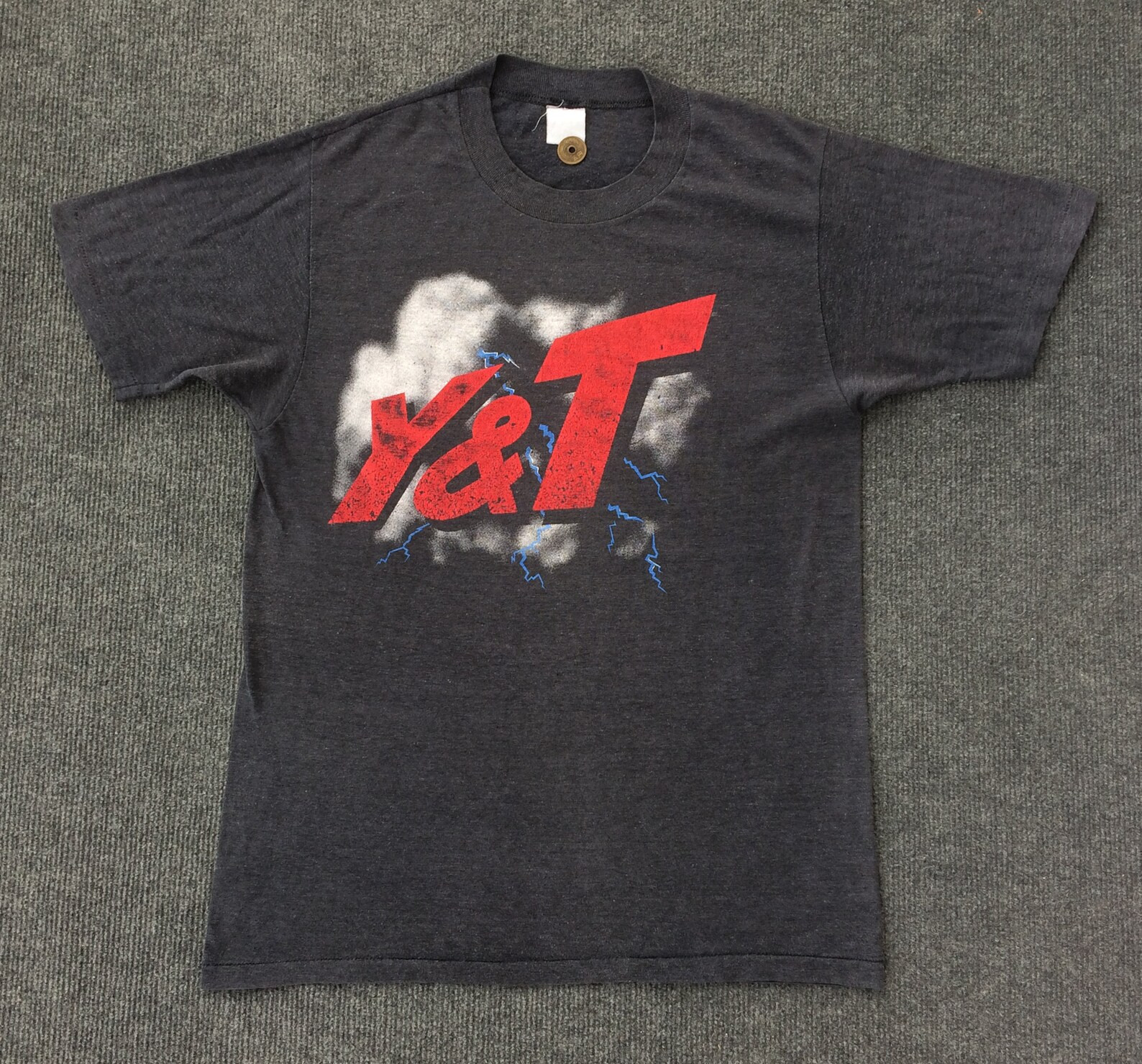 Vintage Yt 1982 Black Tiger Tour Uk 80S Concert Rock Metal Rare T Shirt