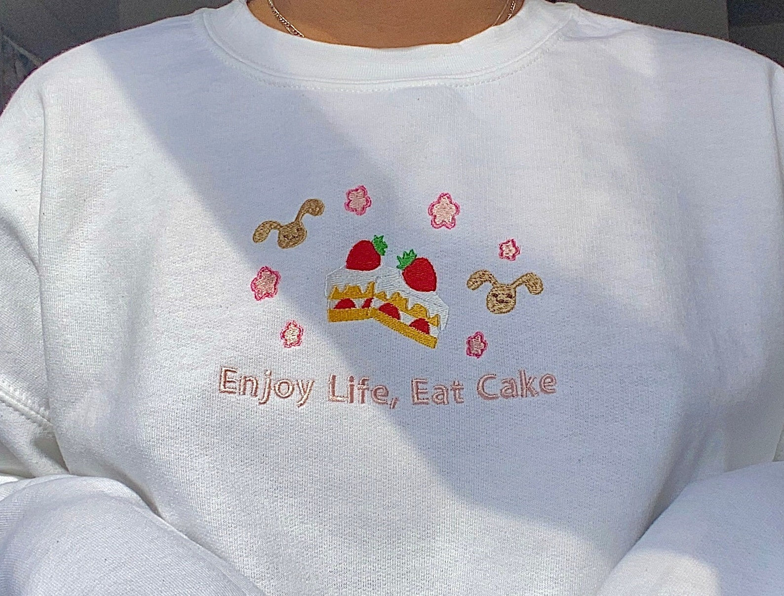 Strawberry Cake Embroidered Halloween Sweatshirt 2D Crewneck Sweatshirt All Over Print Sweatshirt For Women Sweatshirt For Men Sws3498