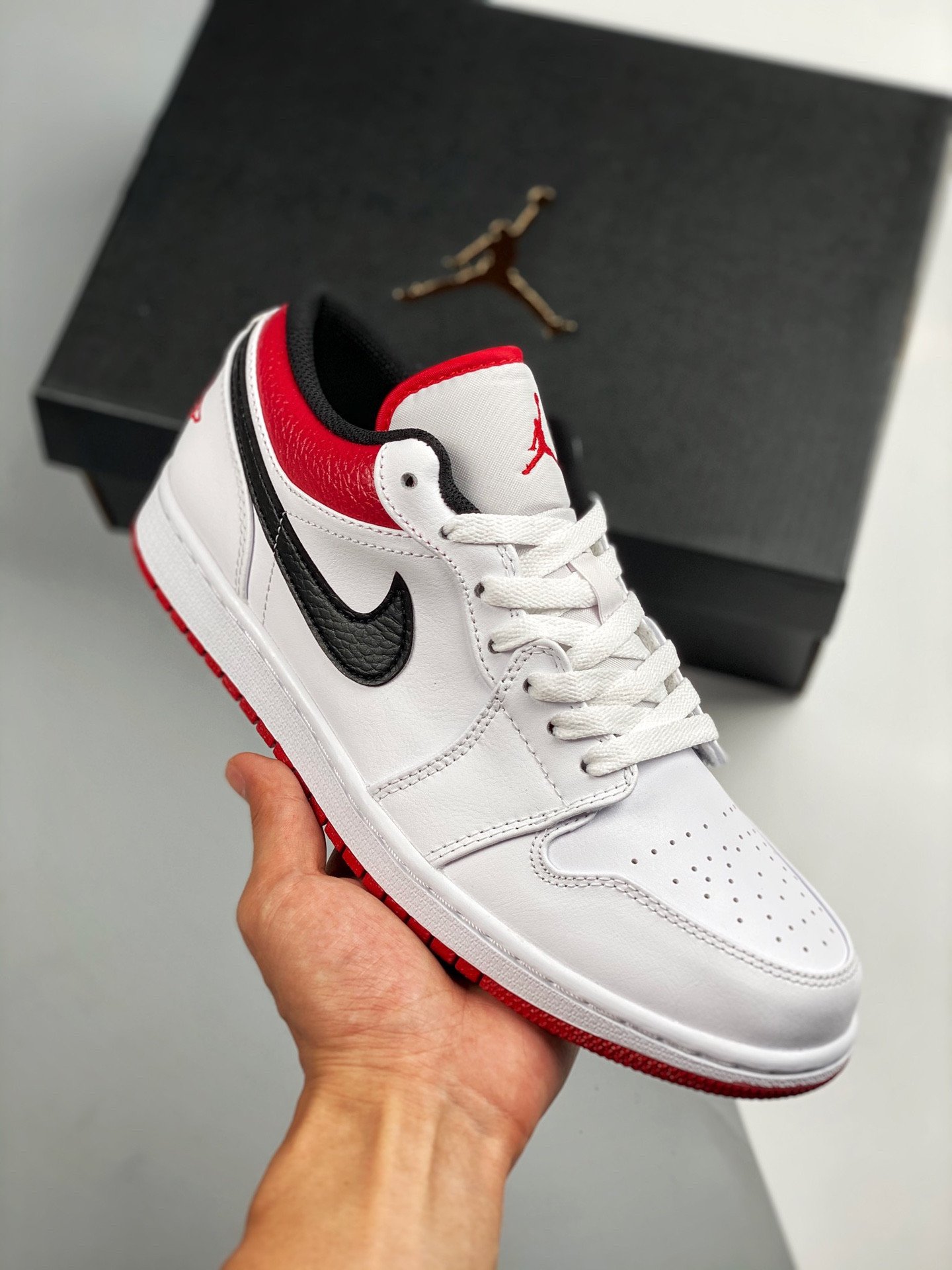 JD 1 Low Chicago WhiteRed 553558-118 5342041