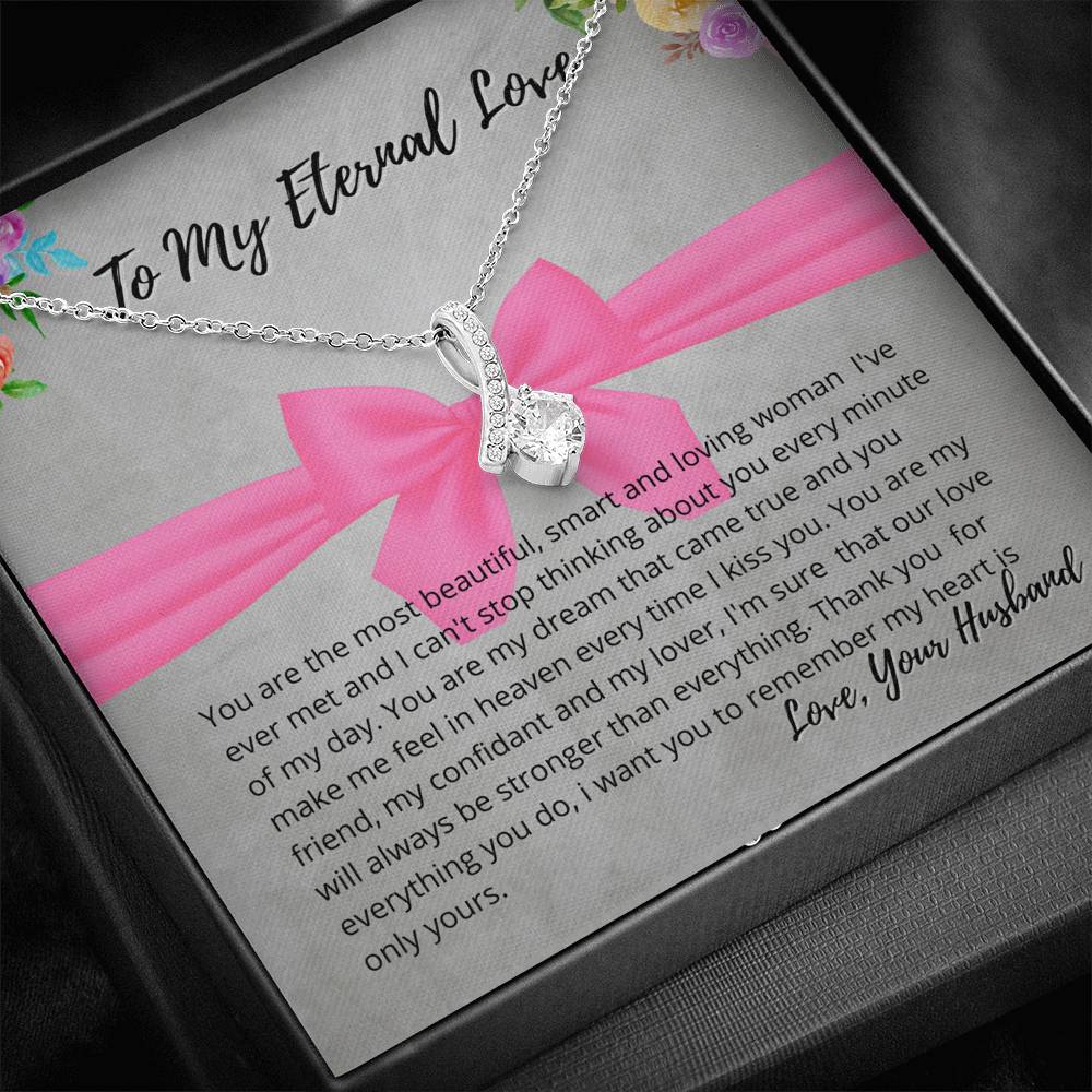 Eternal Love, Alluring Beauty Necklace.