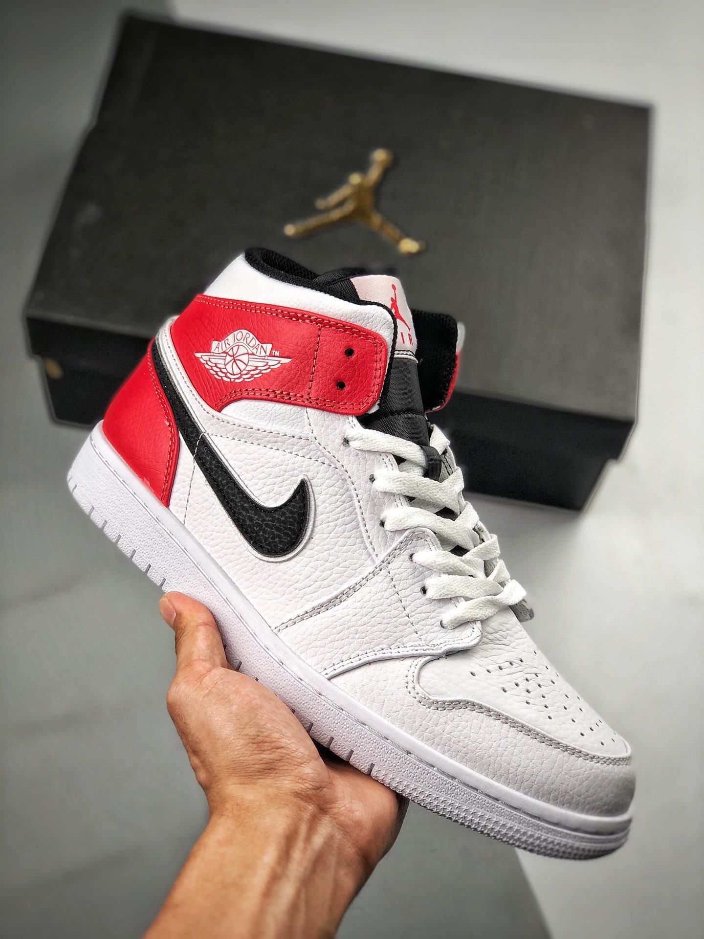 JD 1 Mid White Red Black 554724-116 5341570