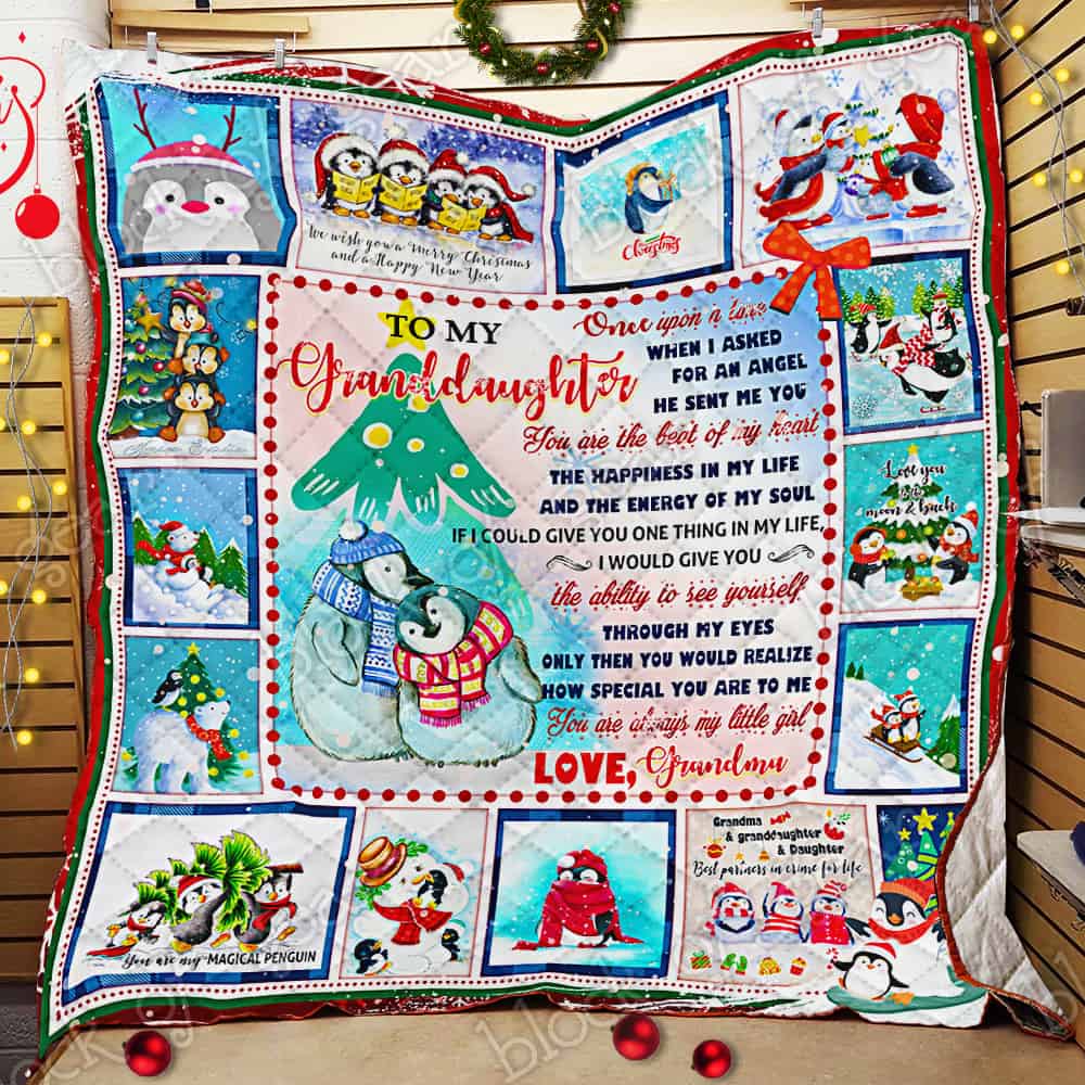 Love My Dear Christmas Penguin Granddaughter, Grandma Quilt