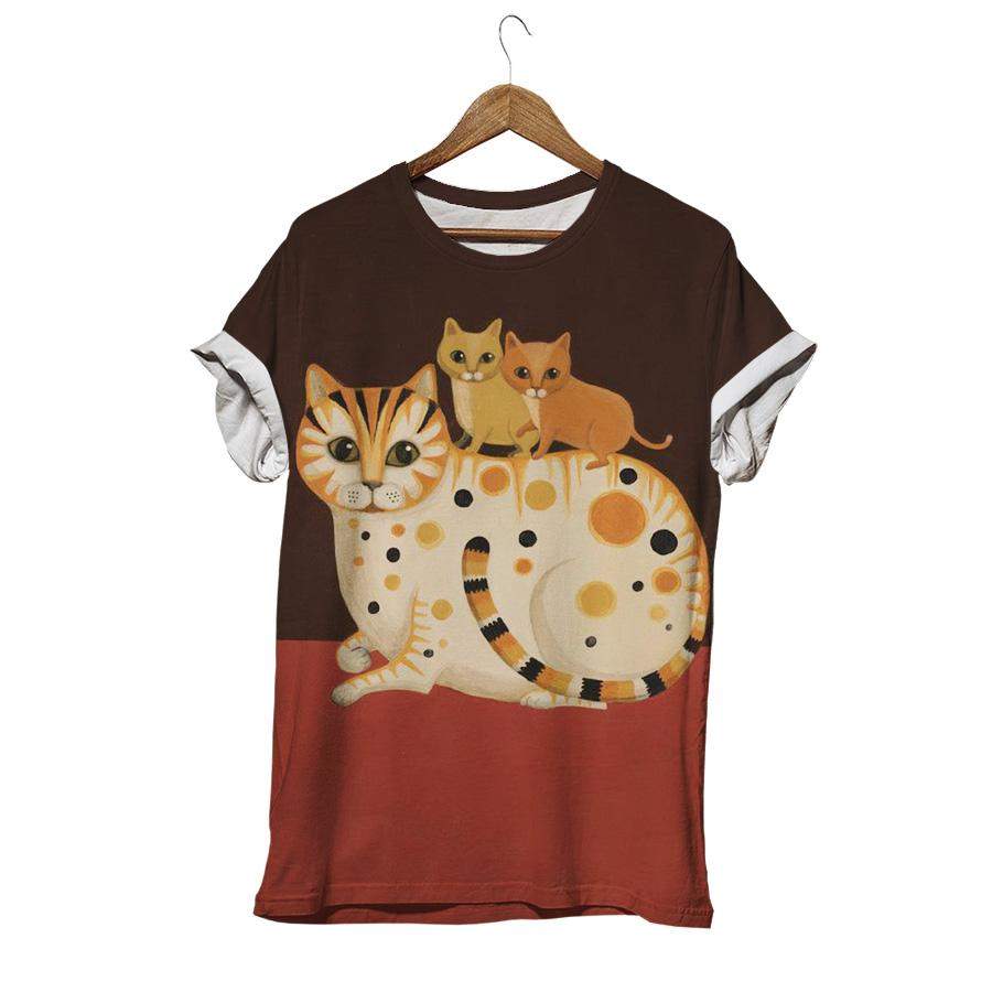 Mommy With Baby Kittens T-shirt