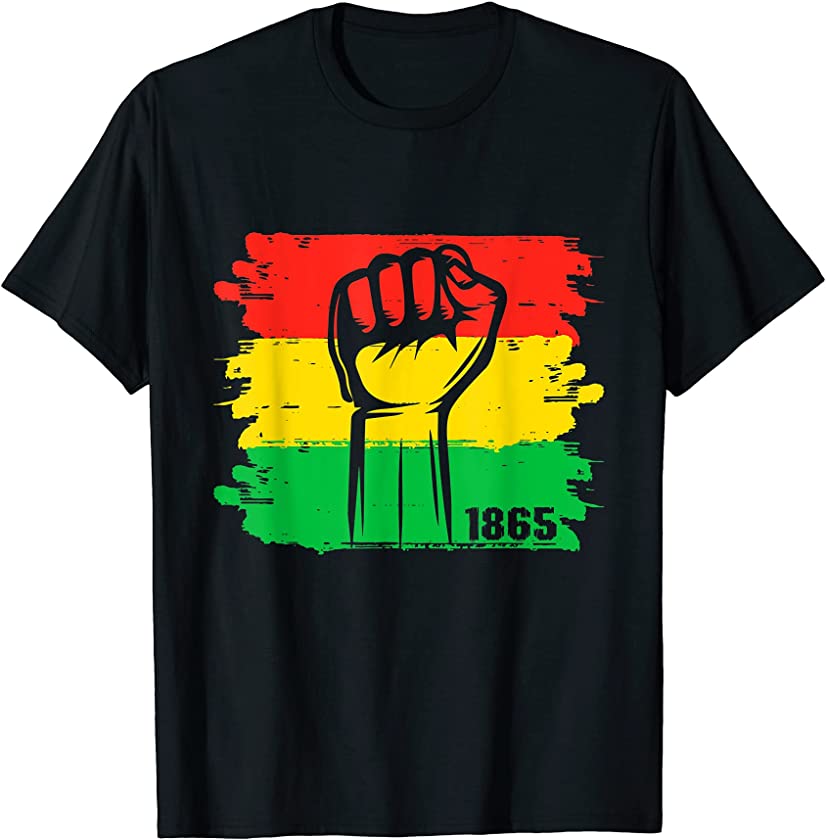 Black Queen Raised Fist Juneteenth Freeish Since 1865 T-Shirt