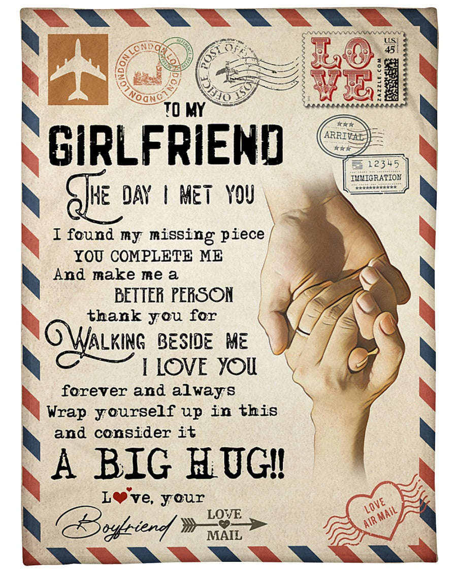 To My Girlfriend A Big Hug Air Mail Hand In Hand Blanket Gift For Girlfriend From Boyfriend Birthday Gift Home Decor Bedding Couch Sofa Soft And Comfy Cozy