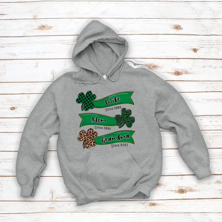 Personalized Wife Mom Nana Est Hearts Shamrock Leopard Hoodie