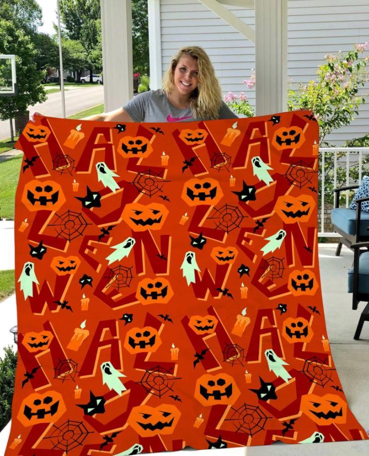 Happy Halloween Gift Fleece Blanket – Quilt Blanket