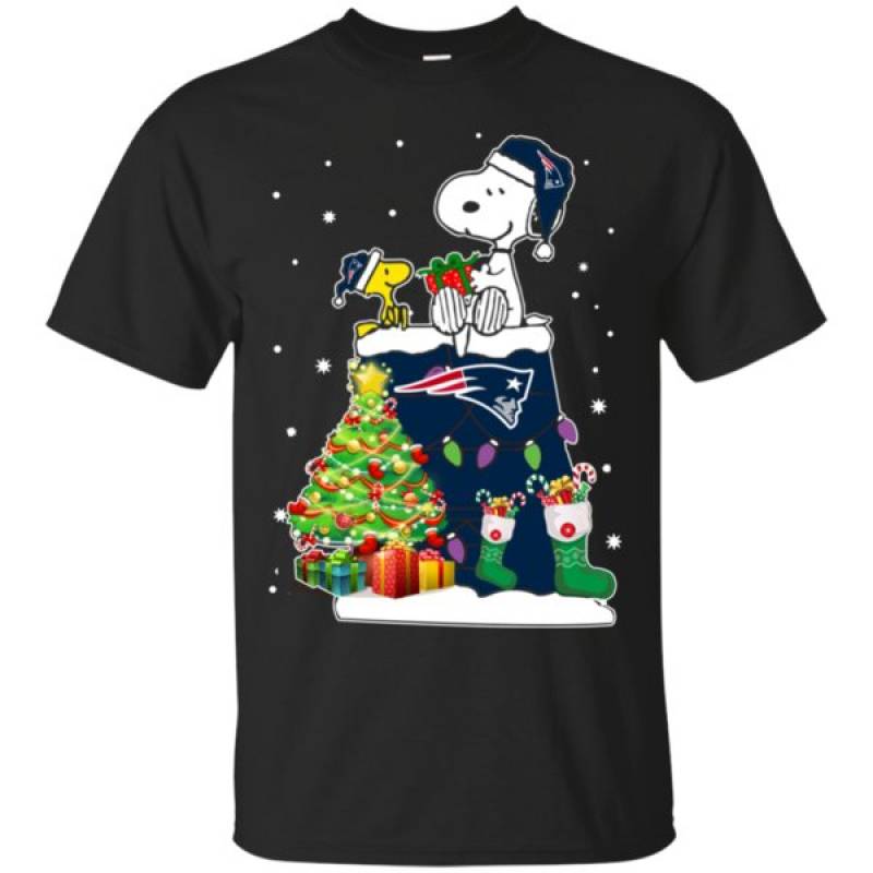 New England Patriots Snoopy & Woodstock Christmas Shirt T-shirt