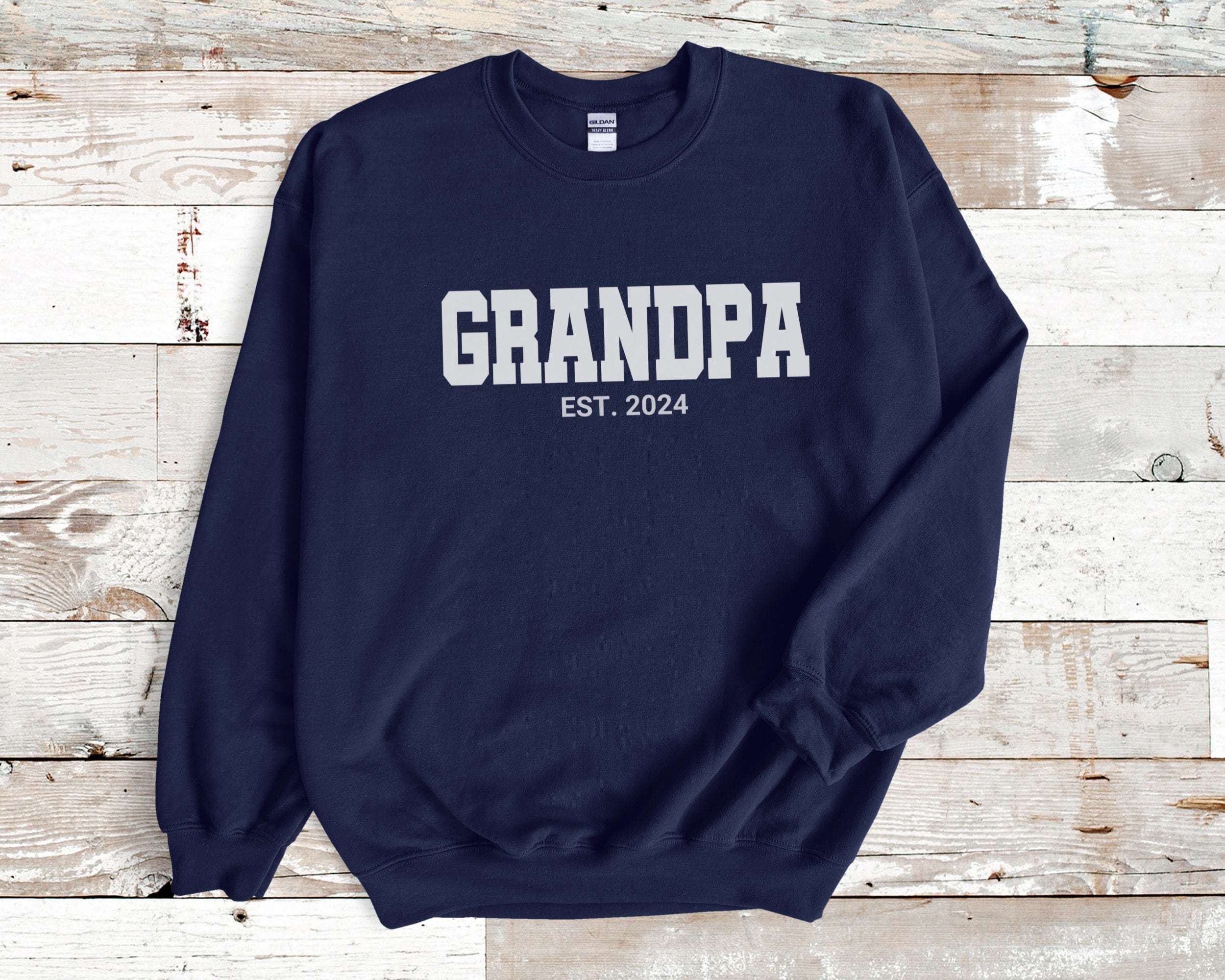Grandpa EST 2024 Sweatshirt, Gift for Grandpa, Grandpa Shirt, Grandpa Gift, New Grandpa Gift, Papa Gift, Father’s Day Gift, Pregnancy Reveal 4