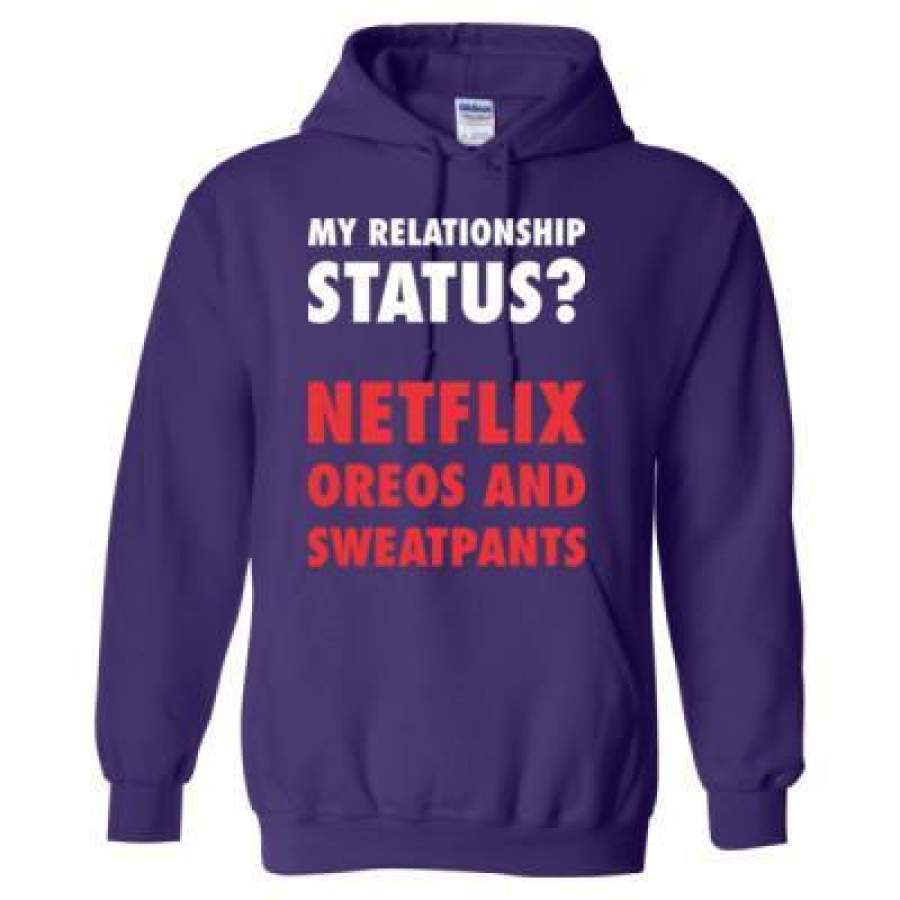 AGR My Relationship Status Netflix Oreos And Sweatpants – Heavy Blend™ Hooded Sweatshirt